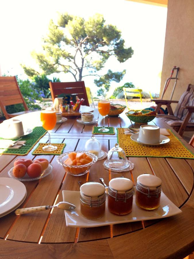 Bed and Breakfast Les Bruyeres Сен-Мандрие-сюр-Мер Экстерьер фото