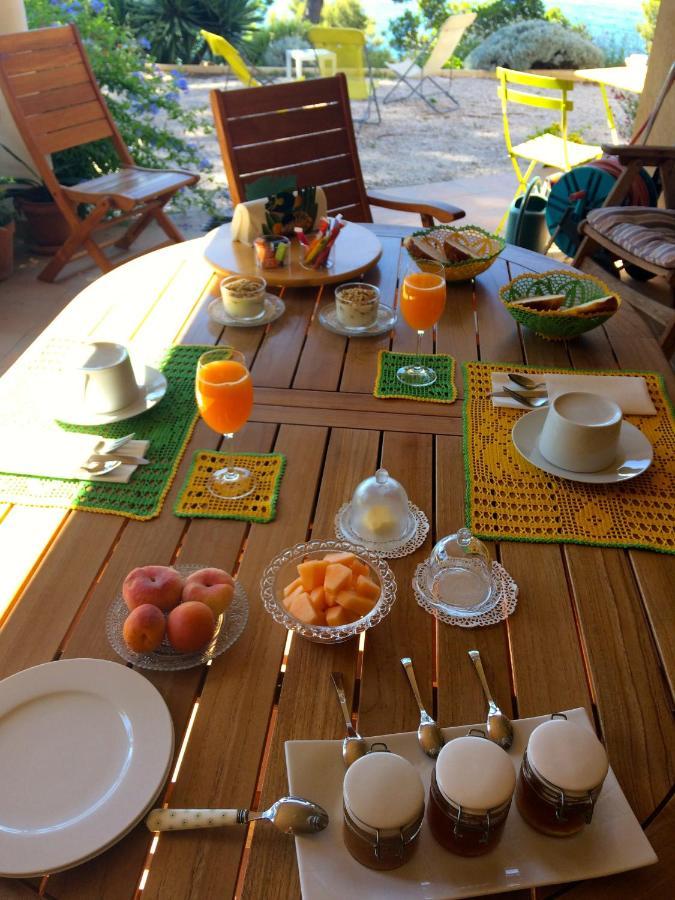 Bed and Breakfast Les Bruyeres Сен-Мандрие-сюр-Мер Экстерьер фото